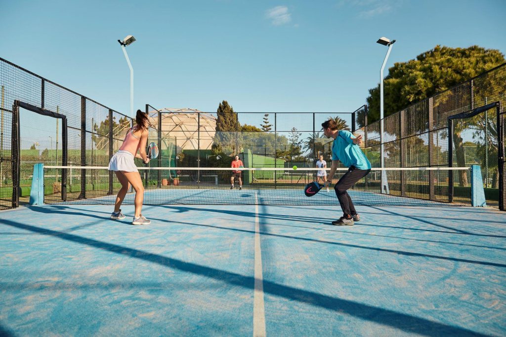 Gibt Es Padel-Clubs Für Anfänger?
