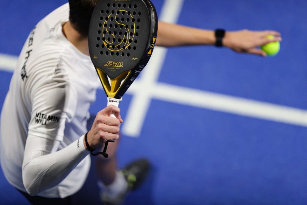 Kann Ich Padel Tennis Im Freien Spielen? Kann Ich Padel Tennis Im Freien Spielen?